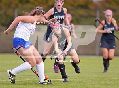 Thumbnail 1 in St. Ignatius vs. Archbishop Mitty photogallery.