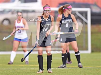 Thumbnail 3 in St. Ignatius vs. Archbishop Mitty photogallery.