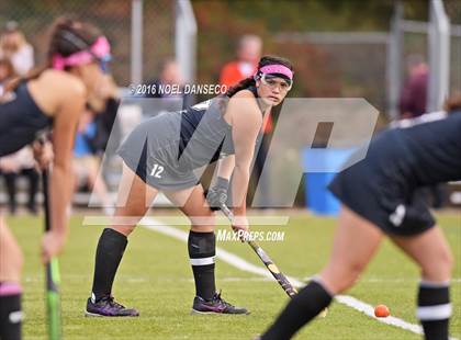Thumbnail 3 in St. Ignatius vs. Archbishop Mitty photogallery.