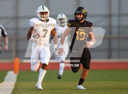 Thumbnail 2 in Spring vs Klein Oak photogallery.