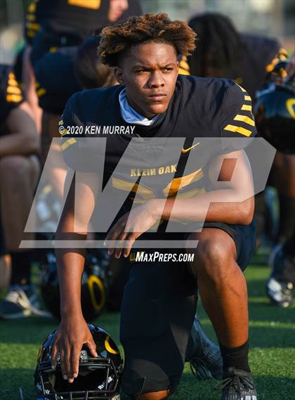 Thumbnail 1 in Spring vs Klein Oak photogallery.
