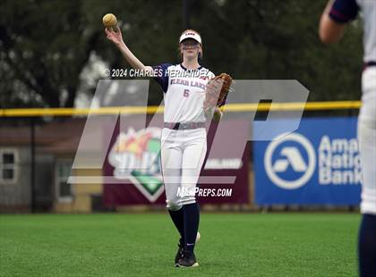Thumbnail 2 in Clear Lake vs Bellaire (NFCA Leadoff Classic) photogallery.