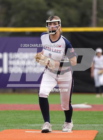 Thumbnail 2 in Clear Lake vs Bellaire (NFCA Leadoff Classic) photogallery.