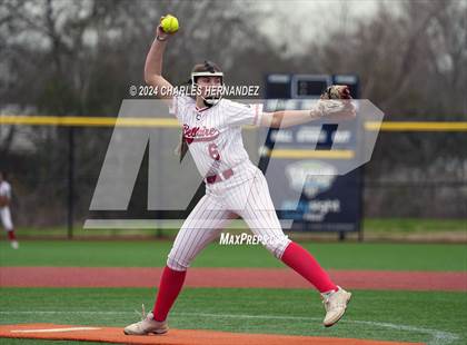 Thumbnail 2 in Clear Lake vs Bellaire (NFCA Leadoff Classic) photogallery.