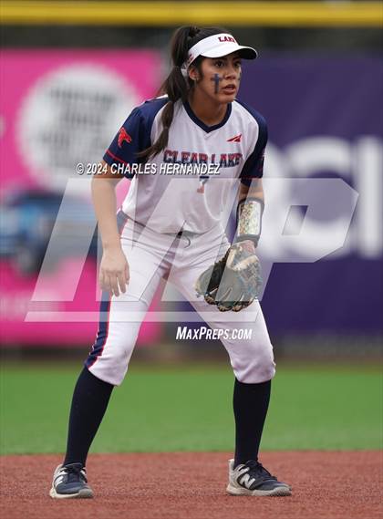 Thumbnail 1 in Clear Lake vs Bellaire (NFCA Leadoff Classic) photogallery.