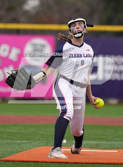 Thumbnail 3 in Clear Lake vs Bellaire (NFCA Leadoff Classic) photogallery.