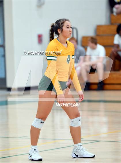 Thumbnail 3 in DeLand vs Timber Creek (FHSAA 7A Region 1 Regional Quarterfinal) photogallery.