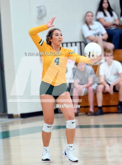 Thumbnail 3 in DeLand vs Timber Creek (FHSAA 7A Region 1 Regional Quarterfinal) photogallery.