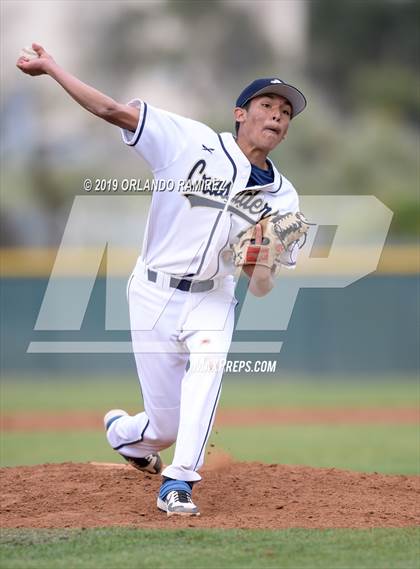 Thumbnail 2 in Thousand Oaks @ Mater Dei Catholic (69th Annual San Diego Lions Tournament) photogallery.