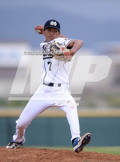 Thumbnail 2 in Thousand Oaks @ Mater Dei Catholic (69th Annual San Diego Lions Tournament) photogallery.