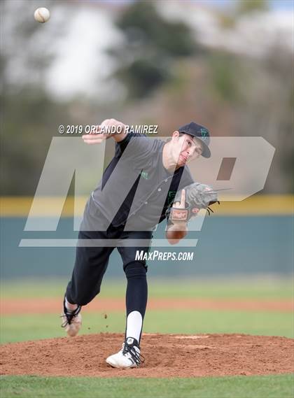 Thumbnail 2 in Thousand Oaks @ Mater Dei Catholic (69th Annual San Diego Lions Tournament) photogallery.