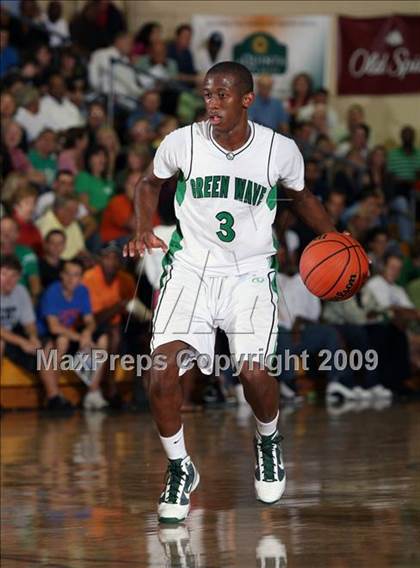Thumbnail 2 in Fort Myers vs. Paterson Catholic (City of Palms Classic) photogallery.