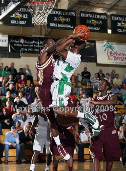 Thumbnail 3 in Fort Myers vs. Paterson Catholic (City of Palms Classic) photogallery.