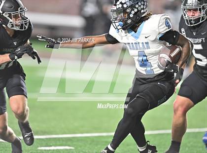 Thumbnail 1 in Harlan vs. Vandegrift (UIL 6A D2 Football Quarterfinals) photogallery.