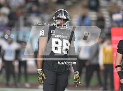 Thumbnail 1 in Harlan vs. Vandegrift (UIL 6A D2 Football Quarterfinals) photogallery.