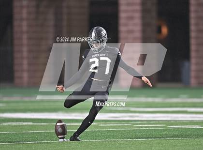 Thumbnail 3 in Harlan vs. Vandegrift (UIL 6A D2 Football Quarterfinals) photogallery.