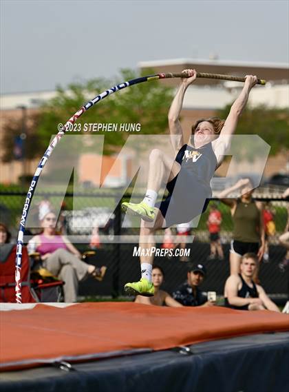 Thumbnail 3 in DuPage Valley Conference Meet photogallery.