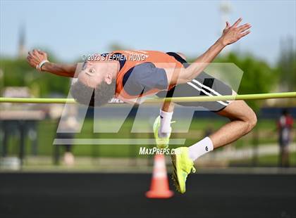 Thumbnail 1 in DuPage Valley Conference Meet photogallery.