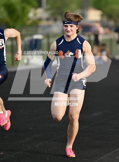 Thumbnail 3 in DuPage Valley Conference Meet photogallery.