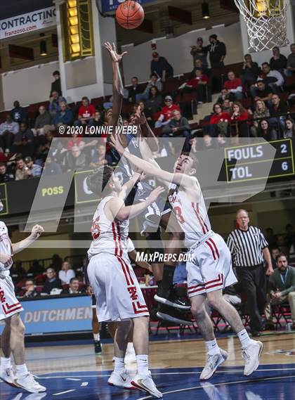 Thumbnail 2 in Tappan Zee vs. Poughkeepsie (Section 1 Class A Semifinal) photogallery.