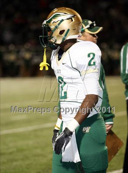 Thumbnail 2 in Longview vs. DeSoto photogallery.