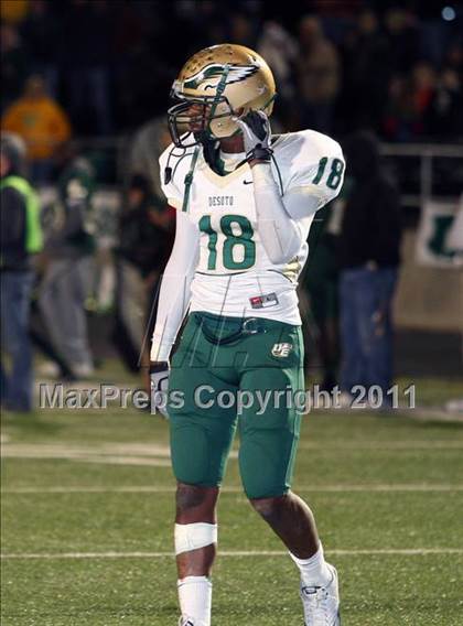 Thumbnail 2 in Longview vs. DeSoto photogallery.