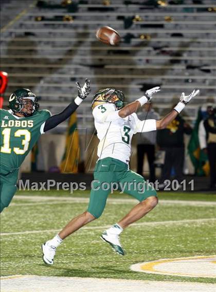 Thumbnail 1 in Longview vs. DeSoto photogallery.