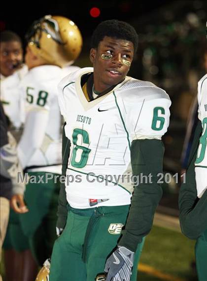 Thumbnail 2 in Longview vs. DeSoto photogallery.