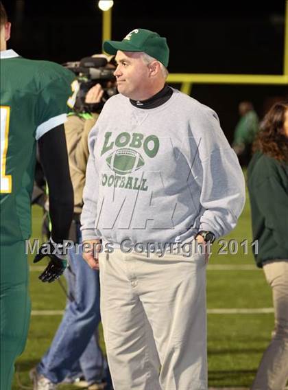 Thumbnail 3 in Longview vs. DeSoto photogallery.