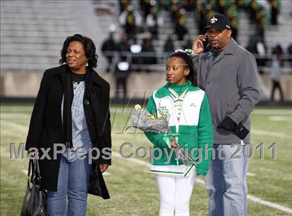 Thumbnail 3 in Longview vs. DeSoto photogallery.