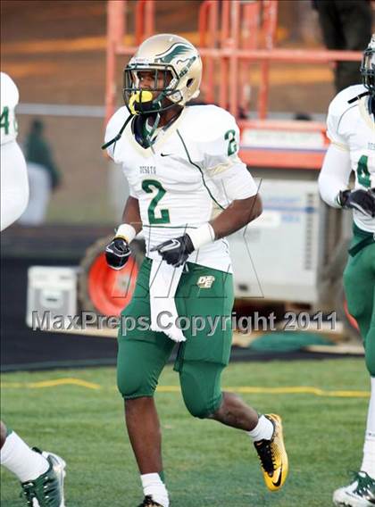 Thumbnail 3 in Longview vs. DeSoto photogallery.