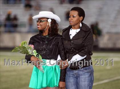 Thumbnail 3 in Longview vs. DeSoto photogallery.