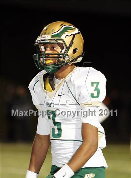 Thumbnail 2 in Longview vs. DeSoto photogallery.