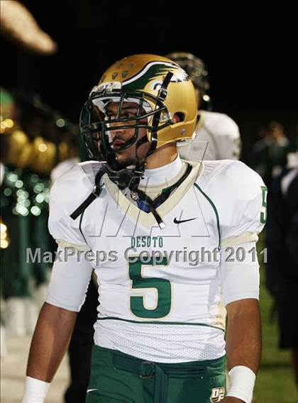 Thumbnail 2 in Longview vs. DeSoto photogallery.