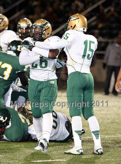 Thumbnail 2 in Longview vs. DeSoto photogallery.
