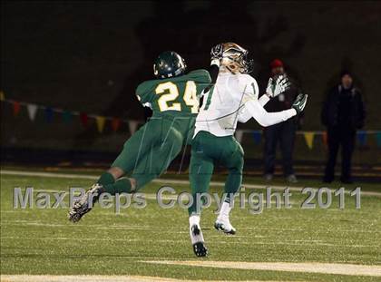 Thumbnail 3 in Longview vs. DeSoto photogallery.