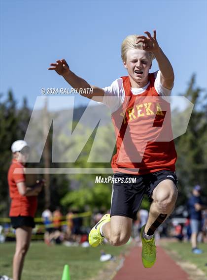 Thumbnail 1 in CIF NS Division 2 Finals (Triple Jump) photogallery.