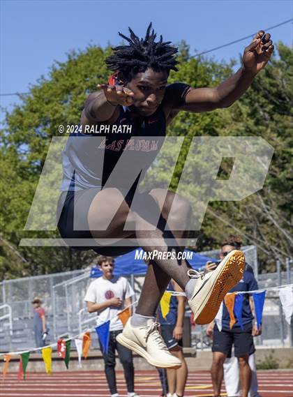 Thumbnail 2 in CIF NS Division 2 Finals (Triple Jump) photogallery.