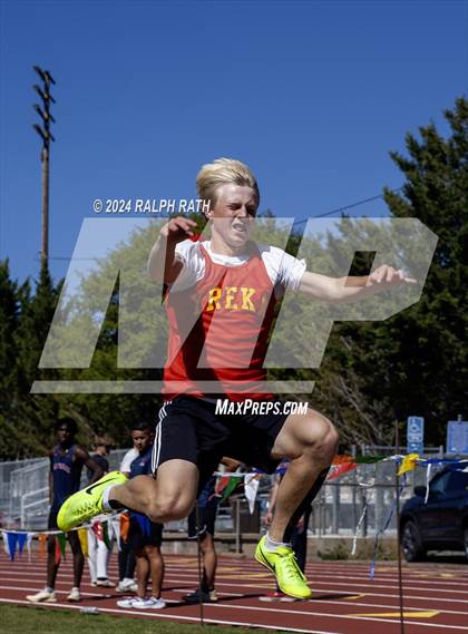 Thumbnail 2 in CIF NS Division 2 Finals (Triple Jump) photogallery.