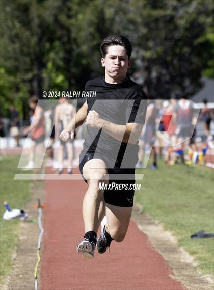 Thumbnail 3 in CIF NS Division 2 Finals (Triple Jump) photogallery.