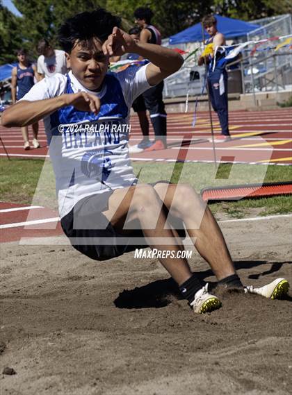 Thumbnail 1 in CIF NS Division 2 Finals (Triple Jump) photogallery.