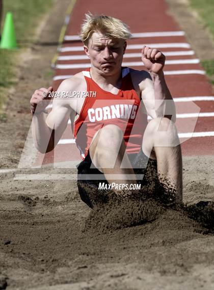 Thumbnail 1 in CIF NS Division 2 Finals (Triple Jump) photogallery.