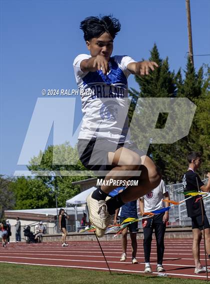 Thumbnail 3 in CIF NS Division 2 Finals (Triple Jump) photogallery.