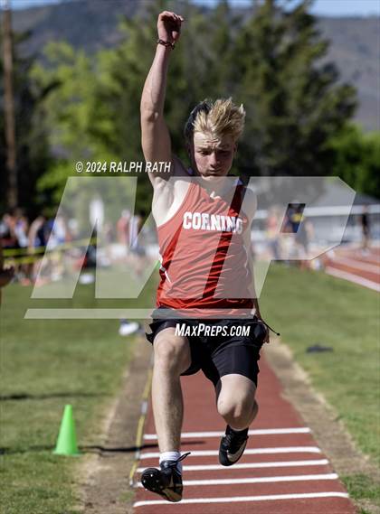 Thumbnail 1 in CIF NS Division 2 Finals (Triple Jump) photogallery.