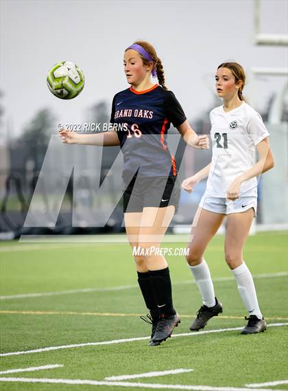 Thumbnail 1 in Grand Oaks vs College Park photogallery.