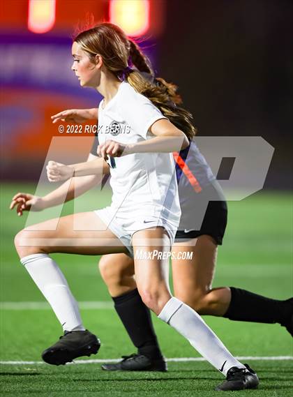 Thumbnail 2 in Grand Oaks vs College Park photogallery.