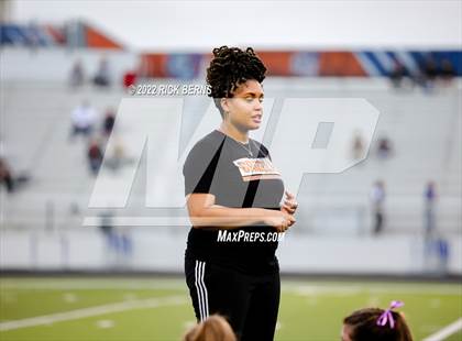 Thumbnail 3 in Grand Oaks vs College Park photogallery.