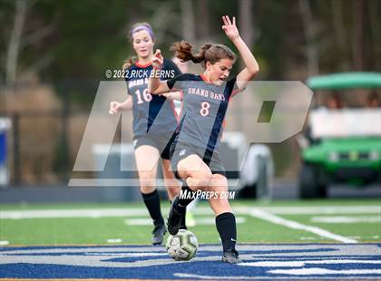Thumbnail 3 in Grand Oaks vs College Park photogallery.