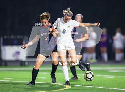 Thumbnail 3 in Grand Oaks vs College Park photogallery.