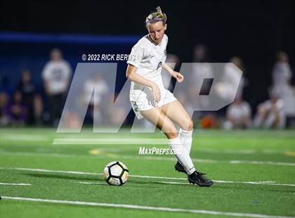 Thumbnail 3 in Grand Oaks vs College Park photogallery.
